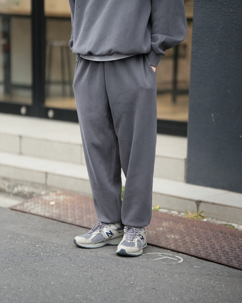 [Delivered within 1 week] BLUETOWN EASY SWEATPANTS B3402