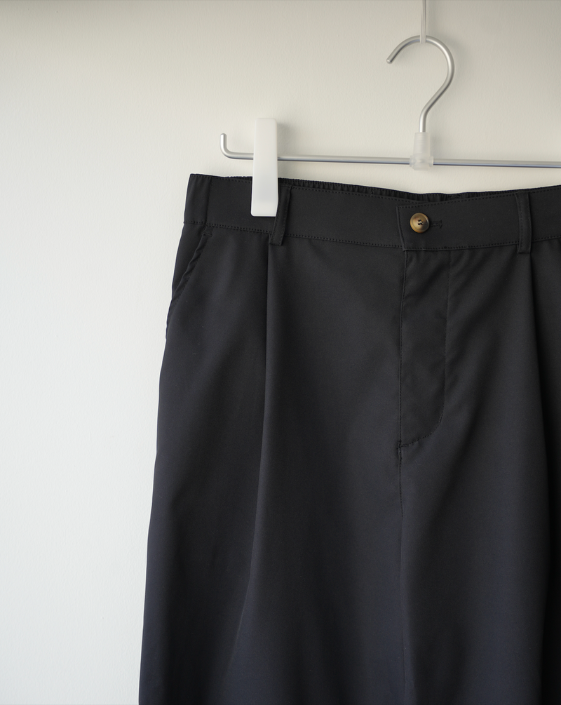 [Expected delivery in early July] BLUETOWN Solotex nylon pants B4004