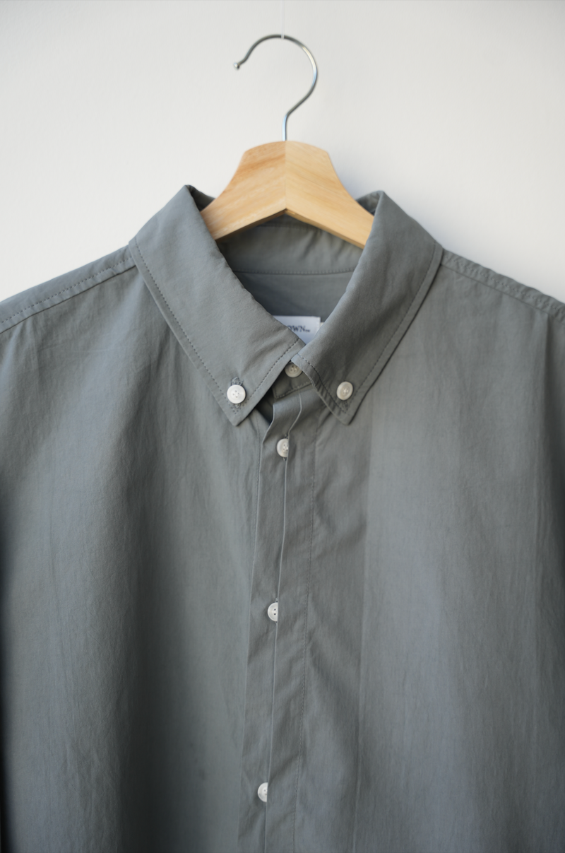 【SALE 10日以内にお届け】BLUETOWN Regular fit shirts B4007