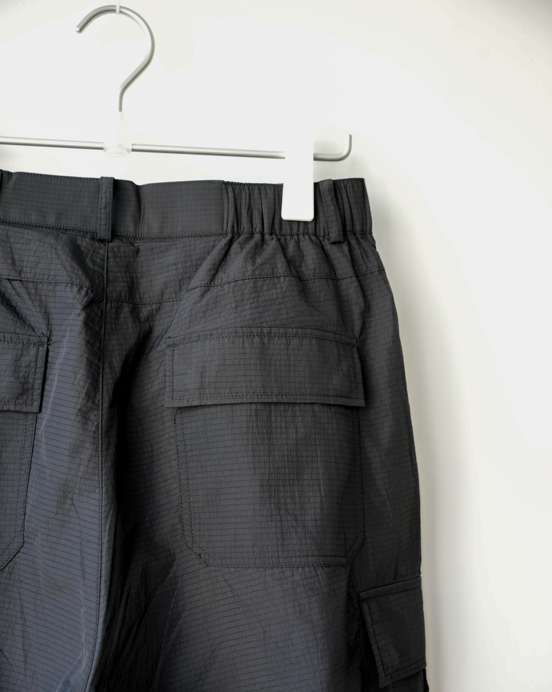 [Pre-order] BLUETOWN Pocket Contour Pants B4003