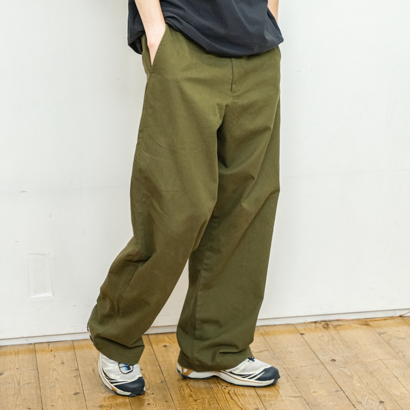 【1週間以内にお届け】 BASIC CHINO PANTS B4018