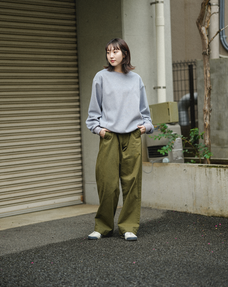 【一部予約販売】 Corduroy Sweatshirt B4998