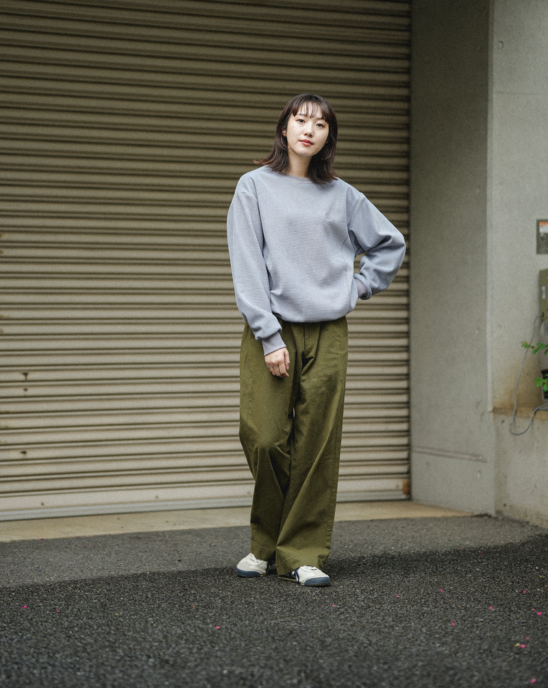 【一部予約販売】 Corduroy Sweatshirt B4998