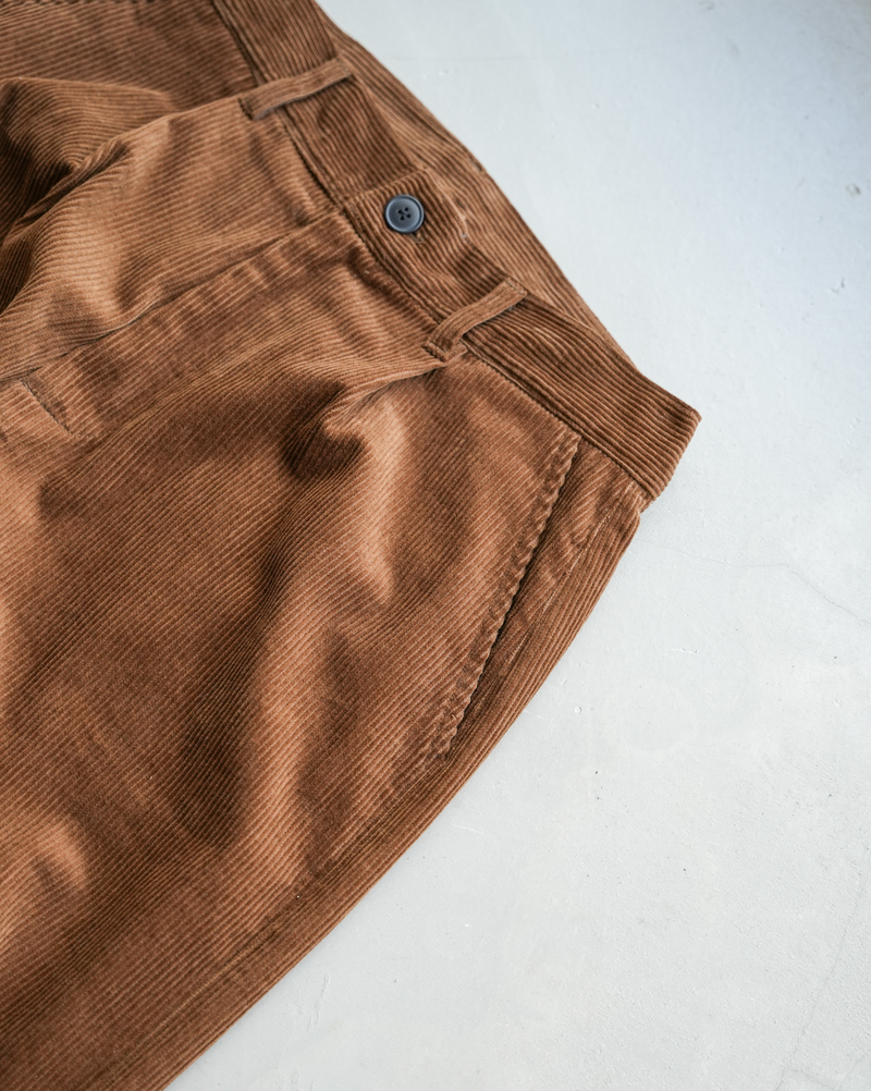 【1週間以内にお届け】 BLUETOWN EASY CORDUROY PANTS B5015