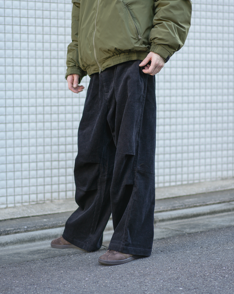 【1週間以内にお届け】 BLUETOWN EASY CORDUROY PANTS B5015