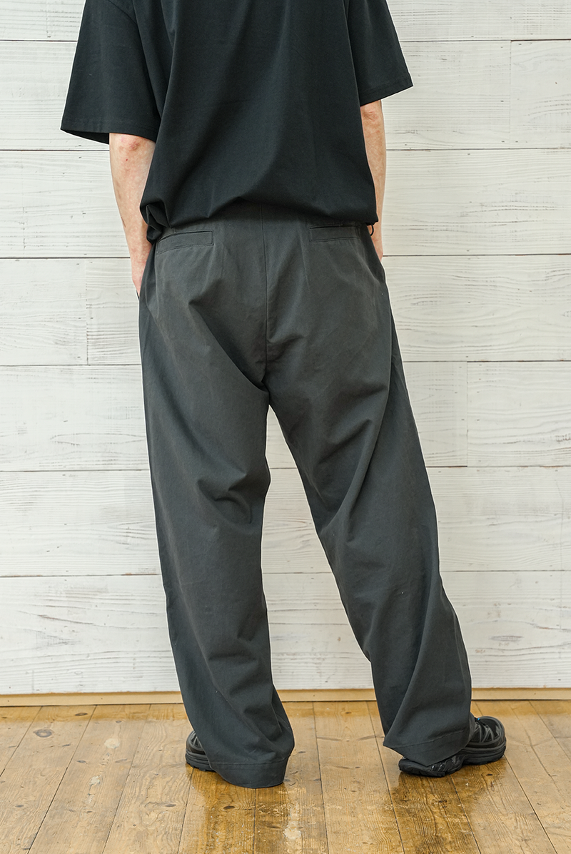 【1週間以内にお届け】 BASIC CHINO PANTS B4018