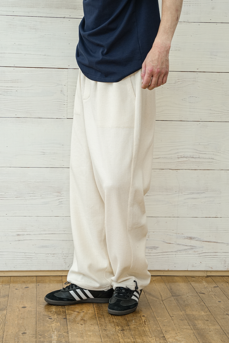 [Partial pre-order sale] BLUETOWN WAFFLE PANTS B4011