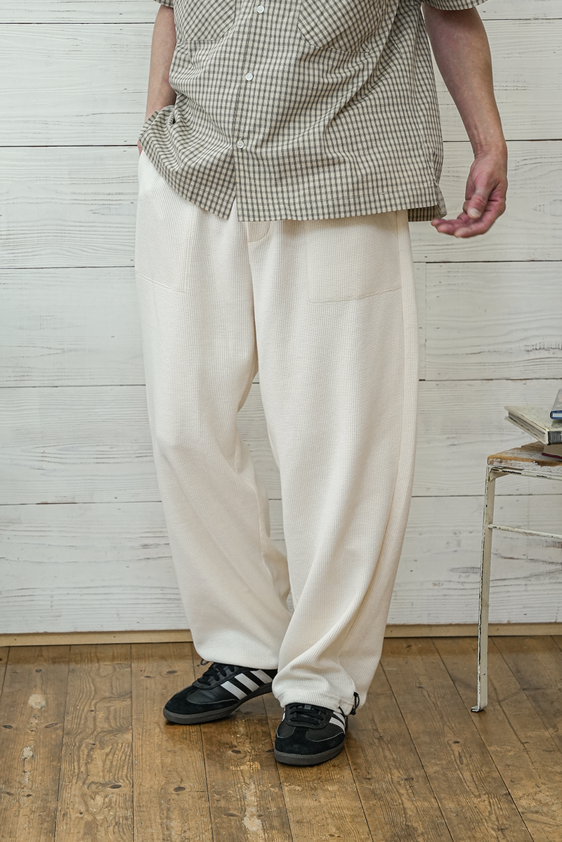 [Partial pre-order sale] BLUETOWN WAFFLE PANTS B4011