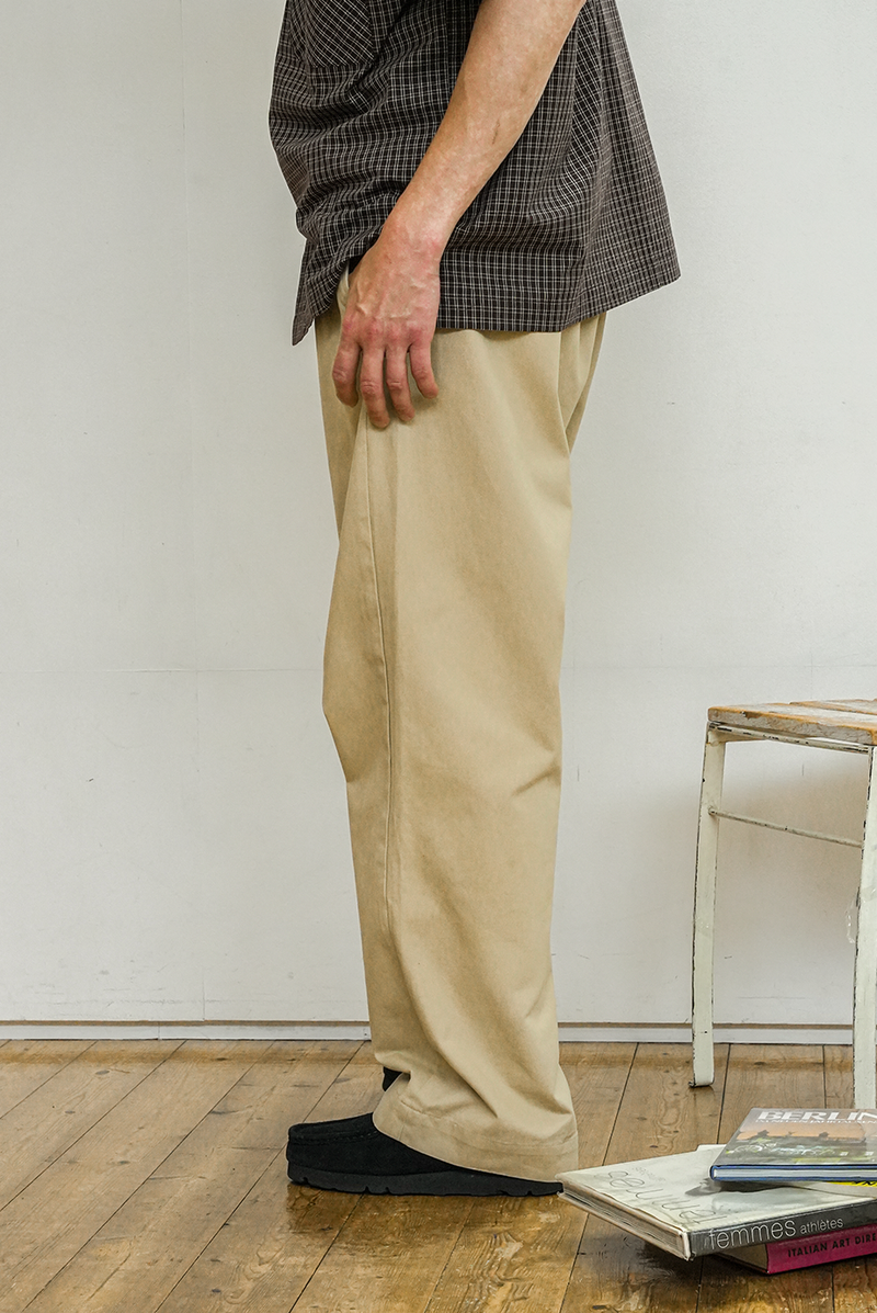 【1週間以内にお届け】 BASIC CHINO PANTS B4018