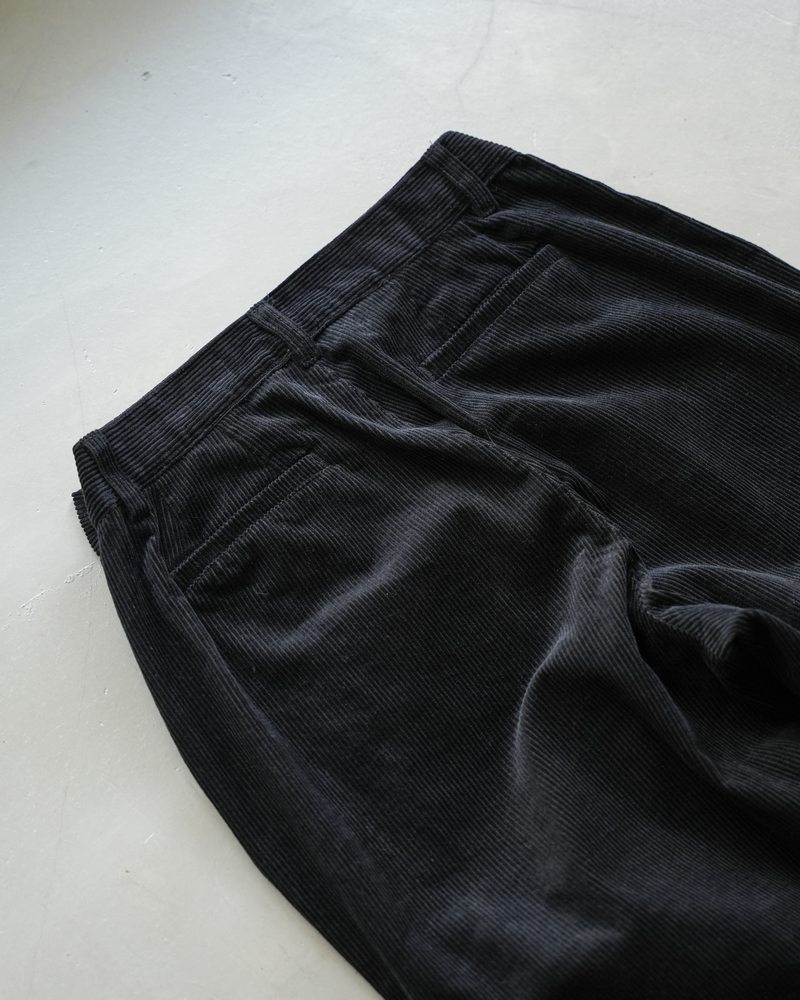 【1週間以内にお届け】BLUETOWN EASY CORDUROY PANTS B5015