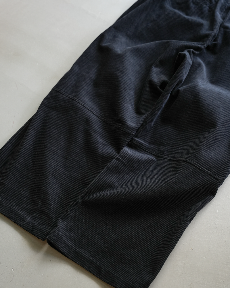 【1週間以内にお届け】 BLUETOWN EASY CORDUROY PANTS B5015